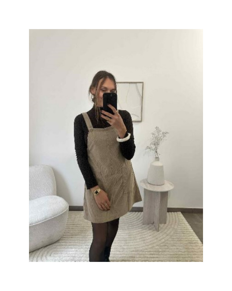 Robe salopette en velours beige – coupe droite, style casual chic pour femme