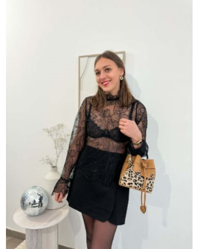 Haut dentelle noir