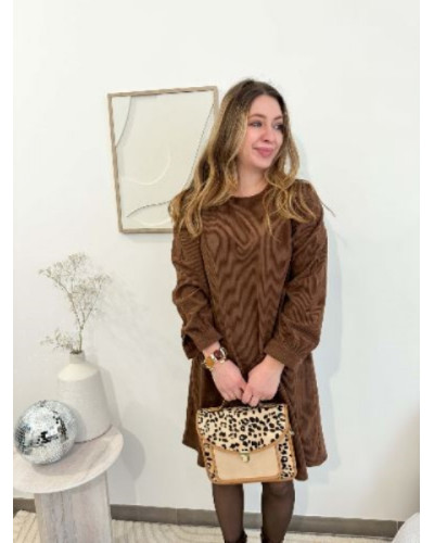 Robe droite velours marron col rond