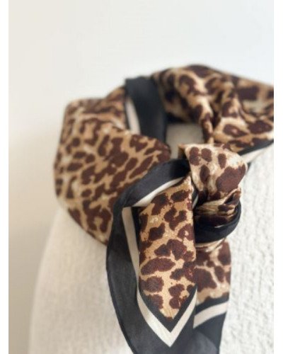 Carré léopard - Ingrid