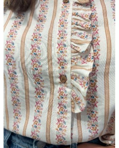 Chemisier femme écru à rayures fleuries camel – col montant à volants