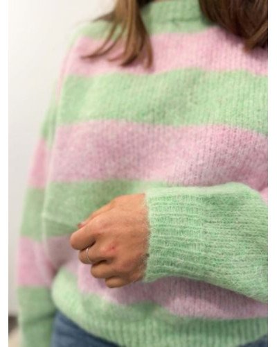 Pull vert et rose