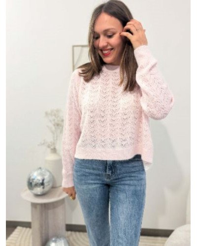 Pull rose doux dentelle