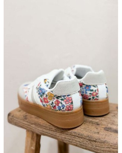 Sneakers imprimé Liberty multicolore – Look frais et tendance  Méta-description :