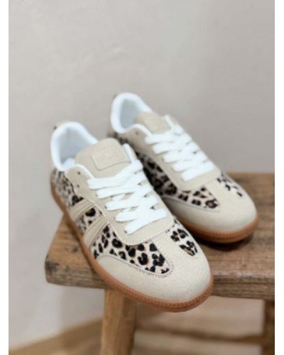Sneakers beige et léopard plates – Confort & style tendance