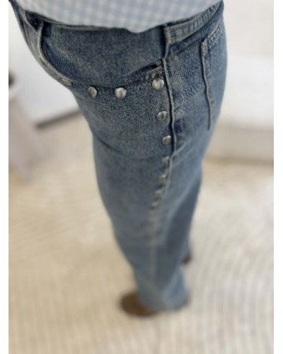 Jean straight à clous