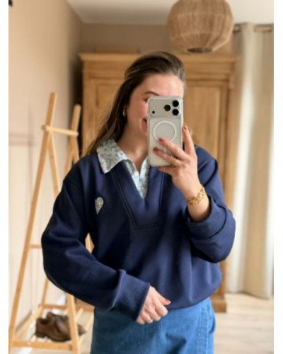 Sweat bleu marine imprimé style liberty