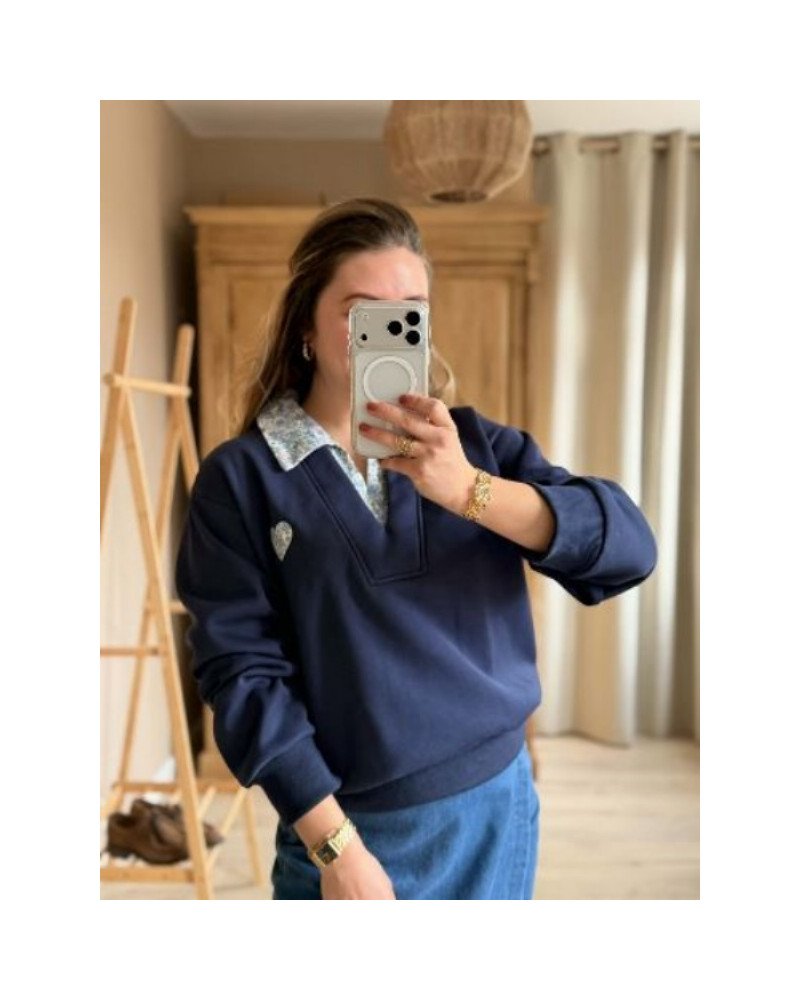 Sweat bleu marine imprimé style liberty