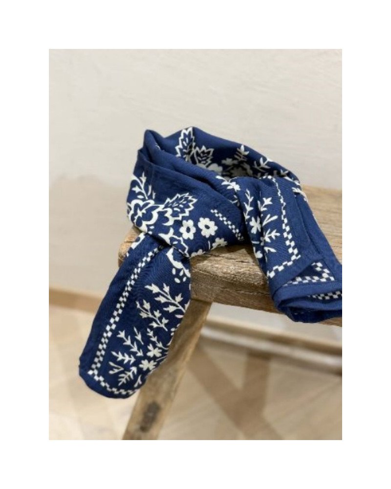 Foulards indiens en coton – Couleurs éclatantes et élégance naturelle