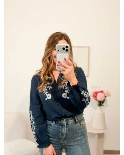 Blouse en coton bleu marine avec broderie écru sur les manches – Élégance et confort