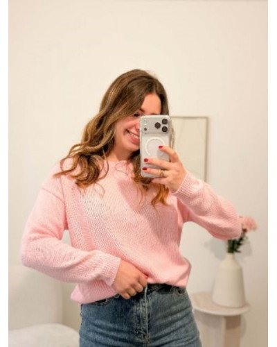 Pull fin rose poudré – Douceur et élégance féminine