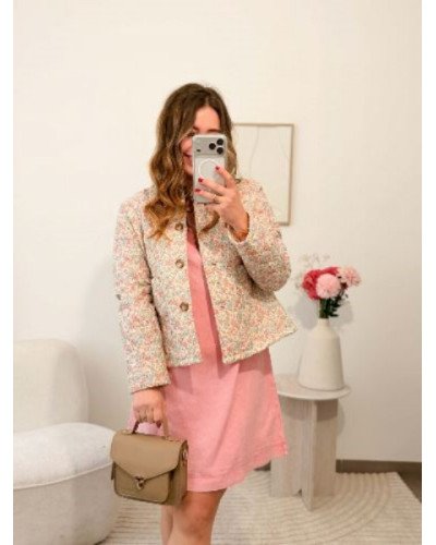 Robe en jean rose – Style féminin et tendance