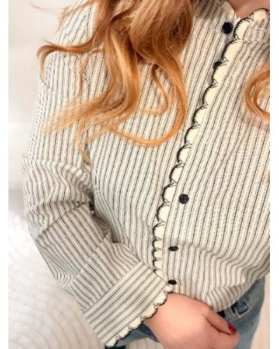 Blouse rayée Constance – Style élégant et livraison rapide