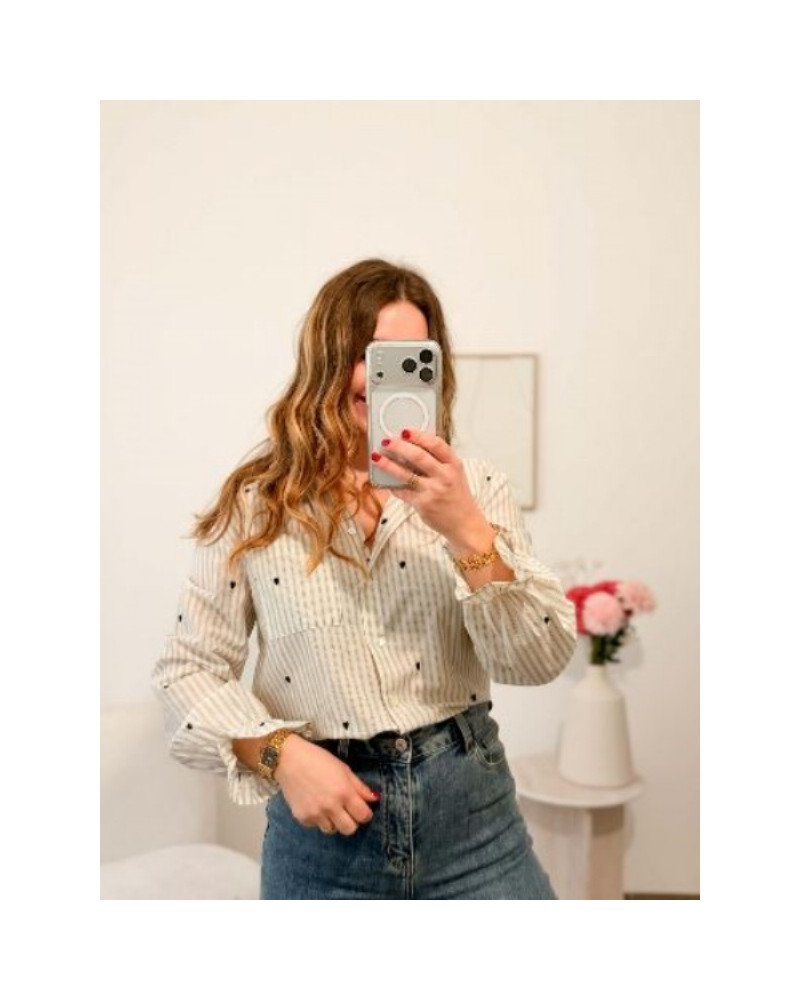 Blouse à rayures bleu marine – Petit cœur brodé (In April 1986)