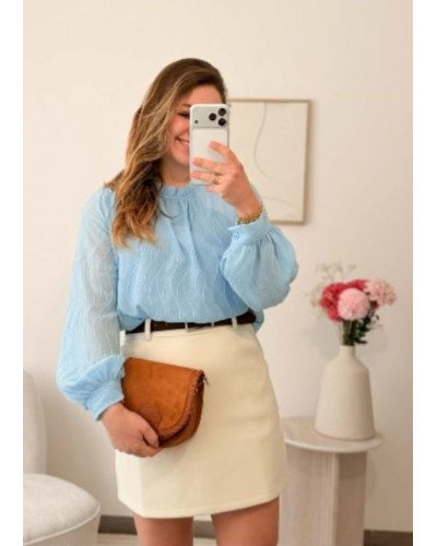 Blouse fluide bleu ciel – Légère, élégante et facile à porter