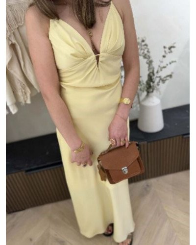 Robe longue soyeuse jaune pastel