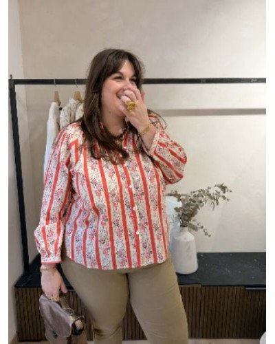 Blouse fleurs et lignes