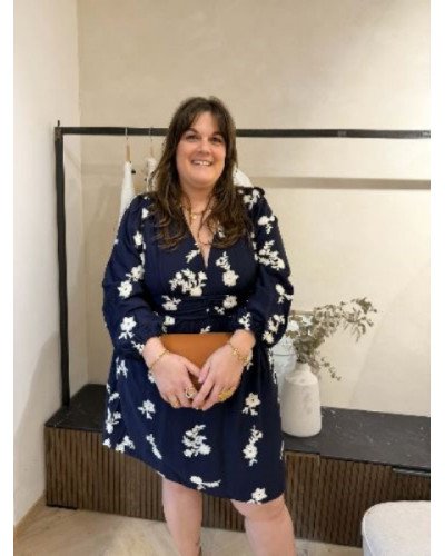 Robe bleu marine broderie fleurs