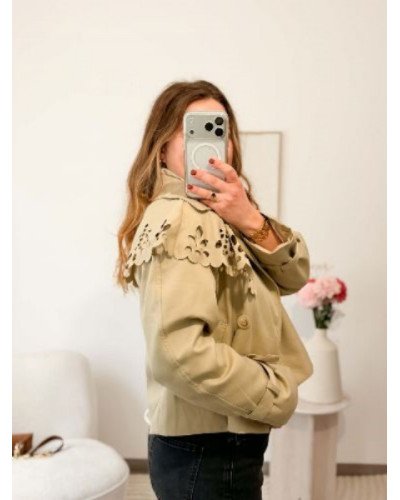 Trench court beige col claudine ajouré