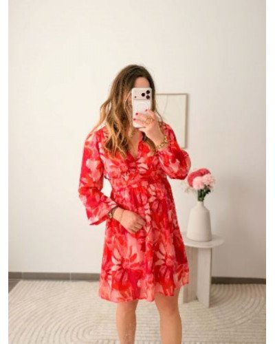 Robe imprimée rouge et rose – Style féminin et estival