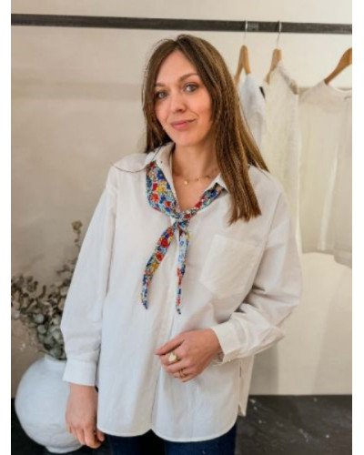 Chemisier blanc foulard liberty