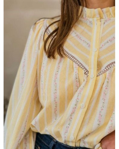 Chemise rayures jaunes et fleurs roses