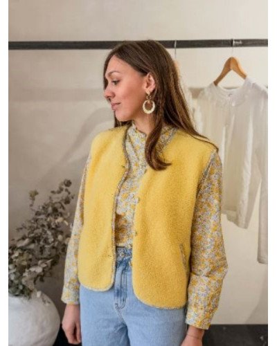 Gilet sans manches bouclette Jaune et liberty