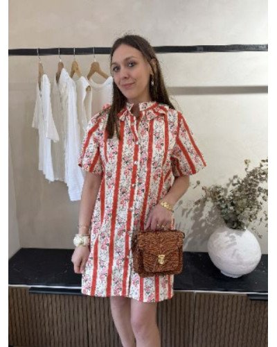 Robe droite fleurie à rayures 