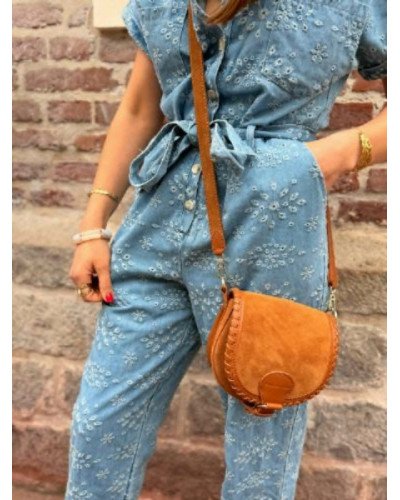 Combinaison bleue broderies fleurs