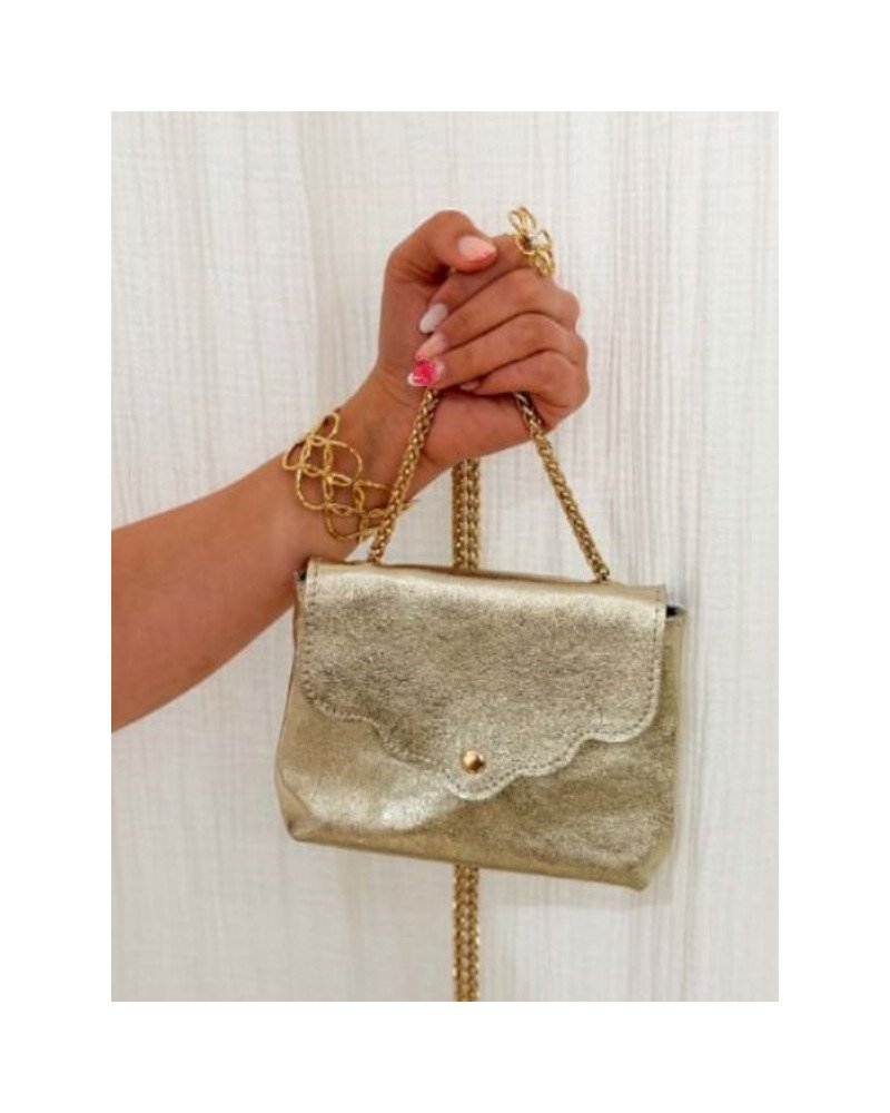 Pochette dorée