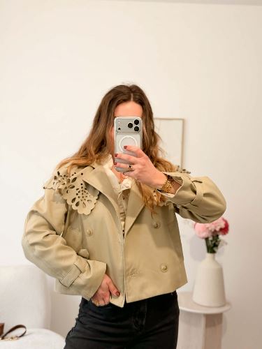 Trench court beige col claudine ajouré