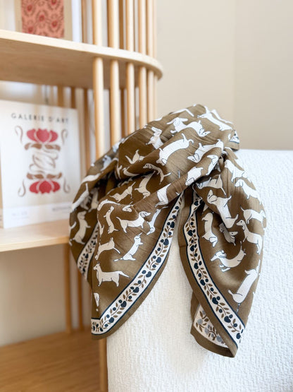 Foulard teckel kaki - 100cm