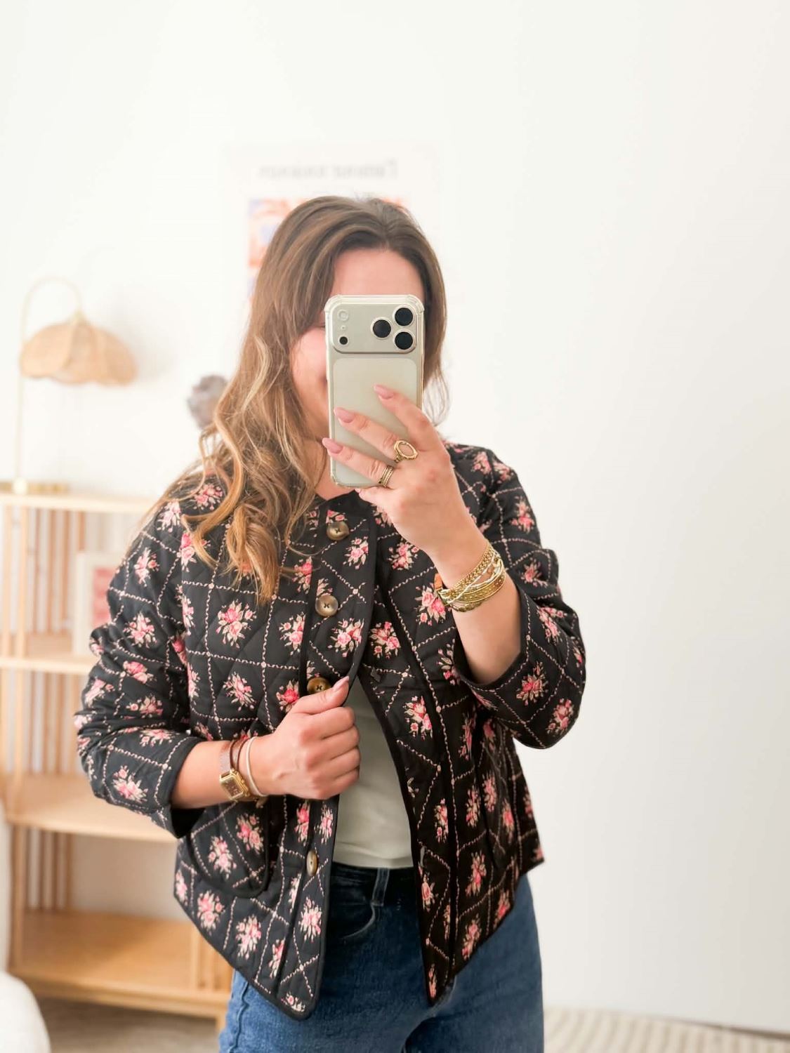 Veste noir fleurie