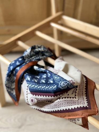 Foulard camel et marine - Cynthia
