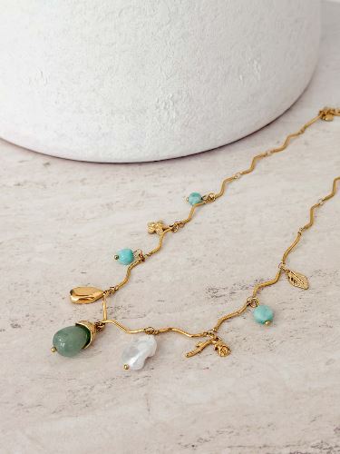 Collier breloques vert d'eau