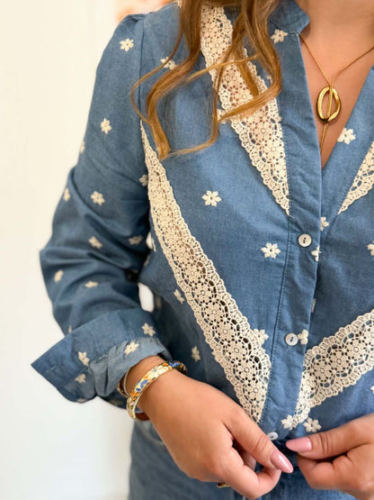 Blouse à broderie - Bleu et écru