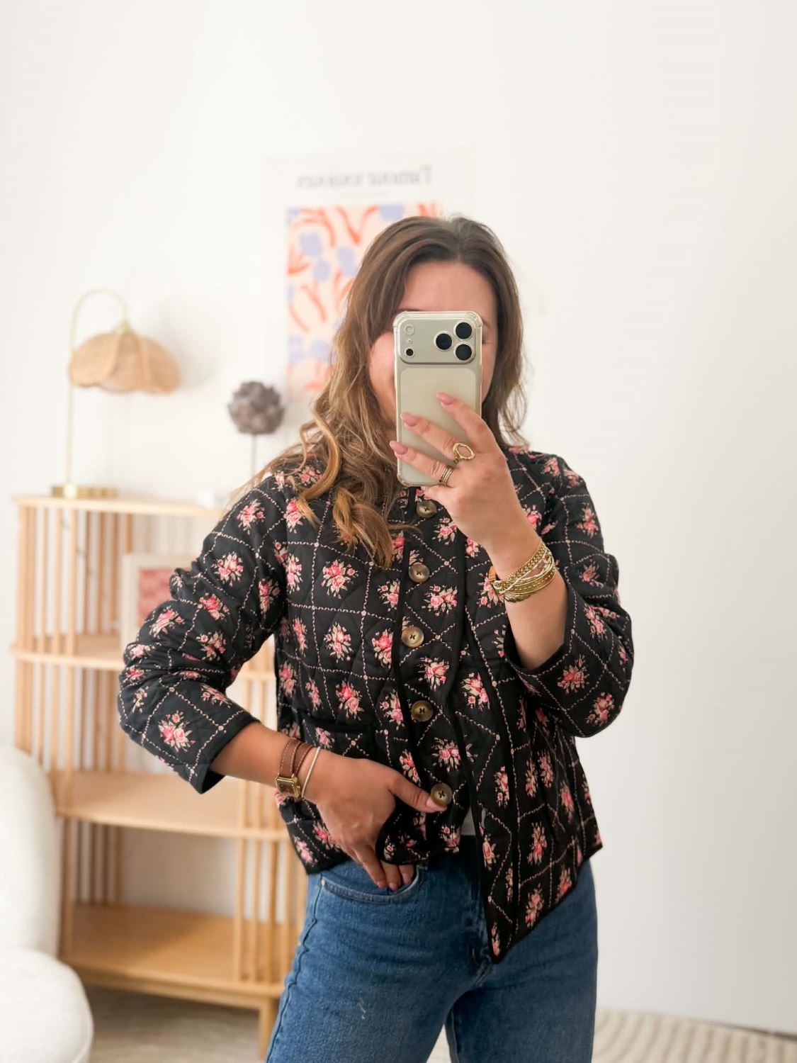 Veste noir fleurie