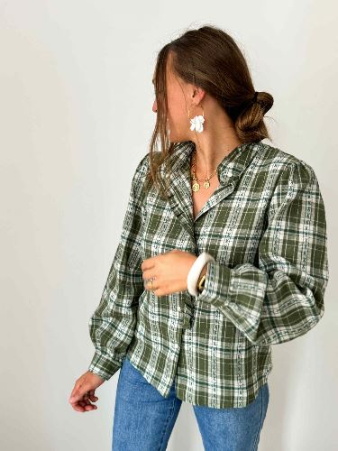 Blouse kaki à carreaux