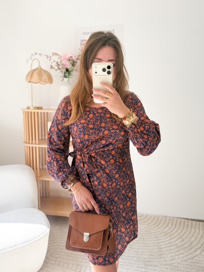 Robe droite bleu marine imprimée