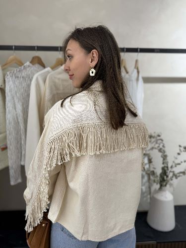 Veste jeans écru à franges