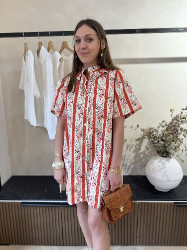 Robe droite fleurie à rayures