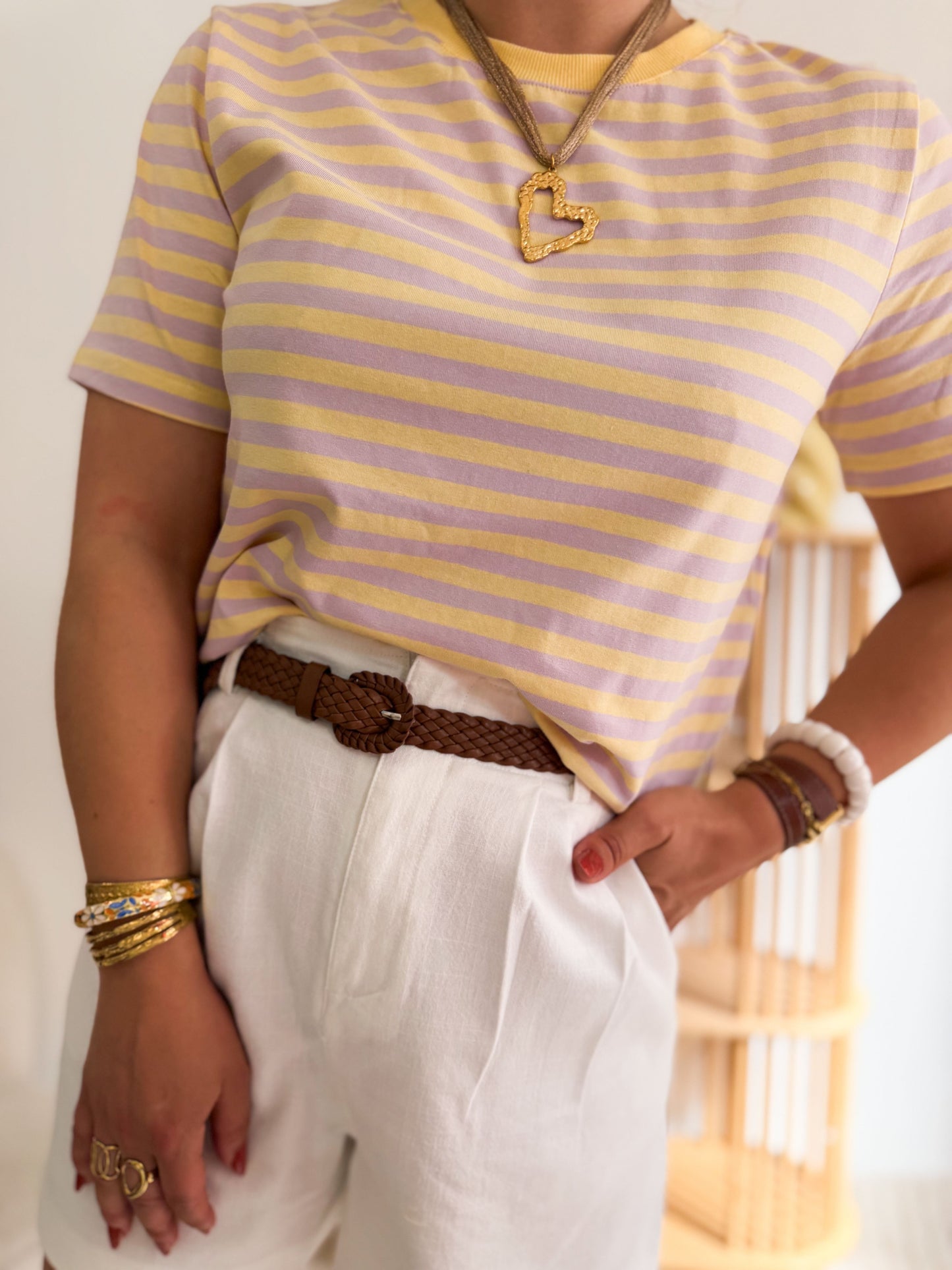 T-shirt lilas jaune