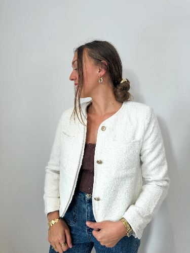 Veste bouclette écru boutons dorés