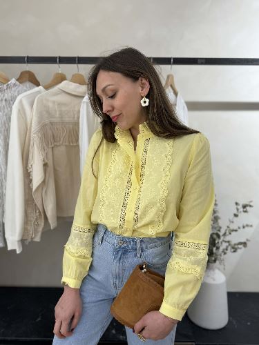 Blouse broderie jaune
