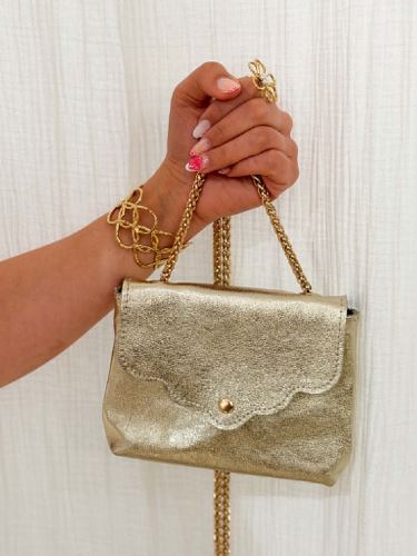 Pochette dorée