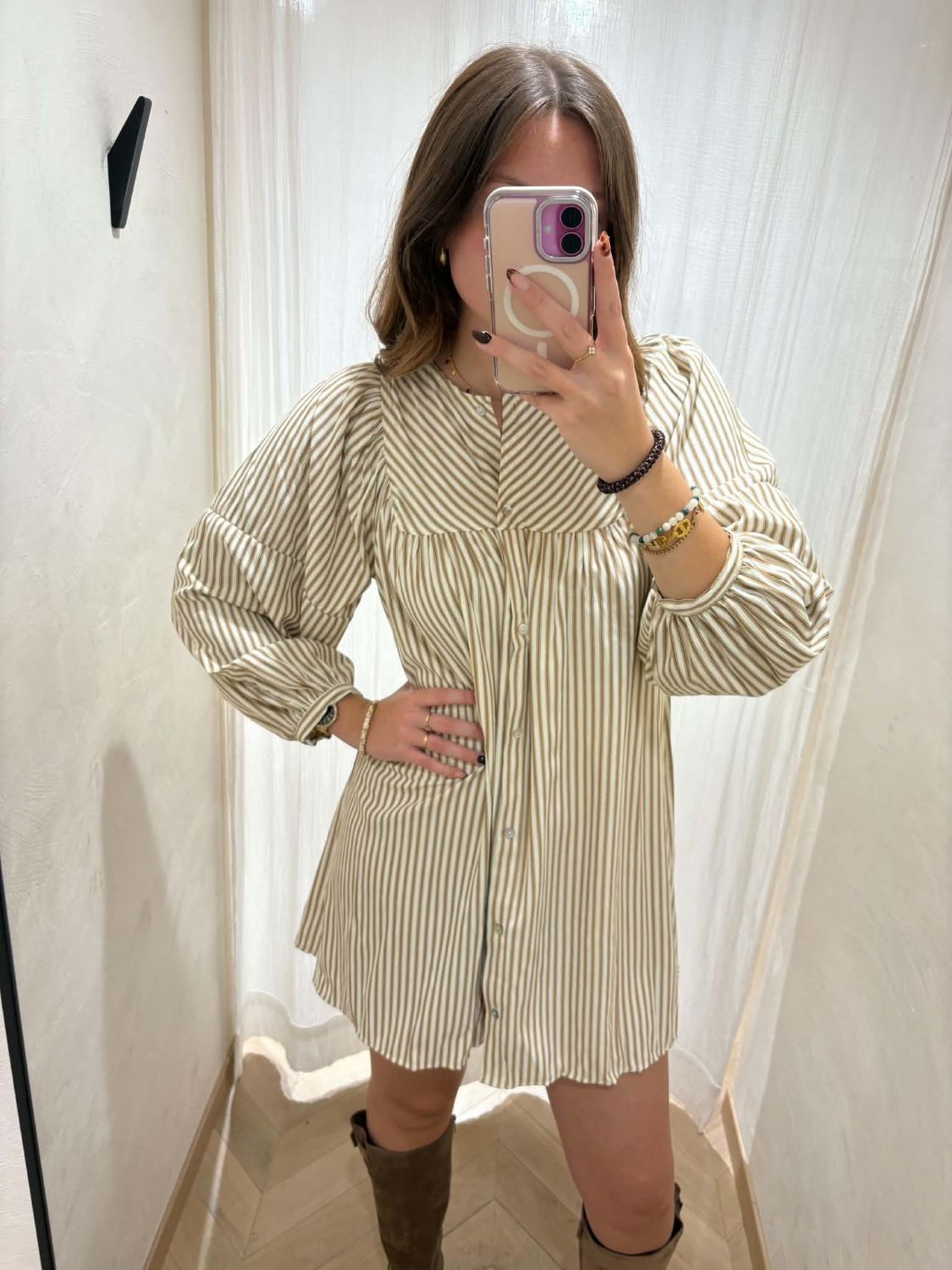 Robe beige lignes
