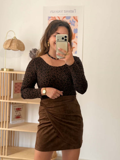 Body leopard