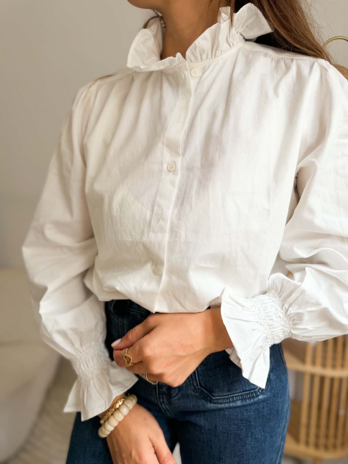Chemise blanche col victorien
