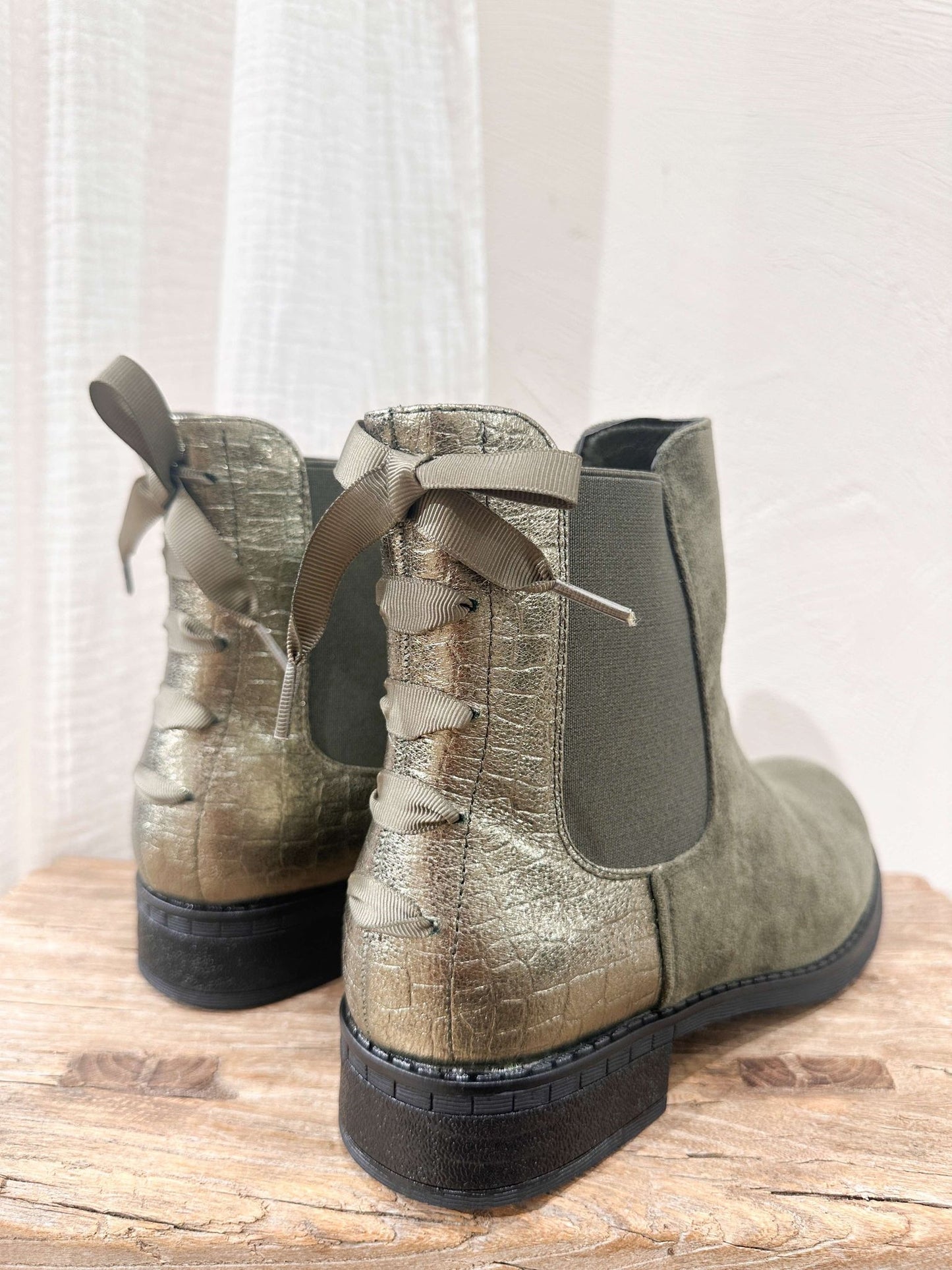 BOOTS KAKI