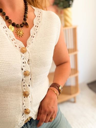 Top ecru boutons dorés
